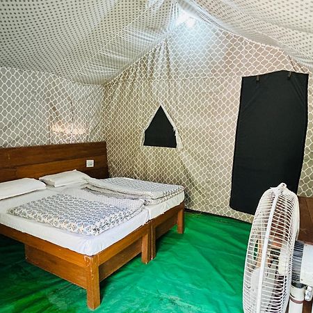 Camp High 5 Jayalgarh Hotel Dāngchura Kültér fotó
